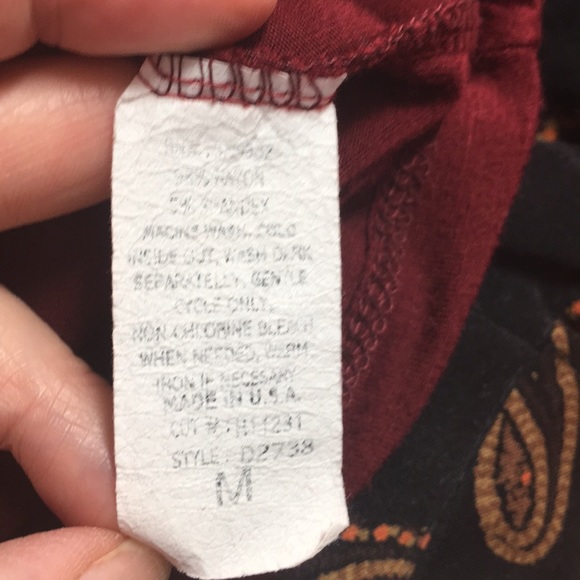 Julie’s Closet Raspberry Open Back Top - Picture 4 of 5